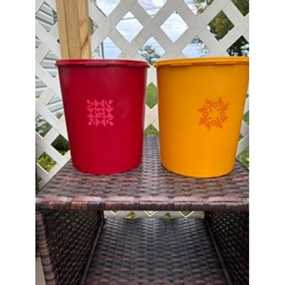Vintage Tupperware Servalier Canister Set 2 Red Yellow Starburst Sunburst Lids